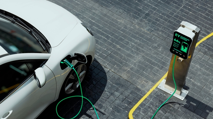 電気自動車のバッテリ充電