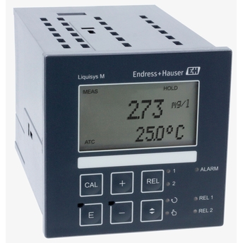 Liquisys COM223は溶存酸素測定に対応したコンパクトなパネルマウント型変換器です。