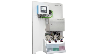 Liquiline Control CDC90は、pHおよびORPセンサ用の自動洗浄/校正システムです。