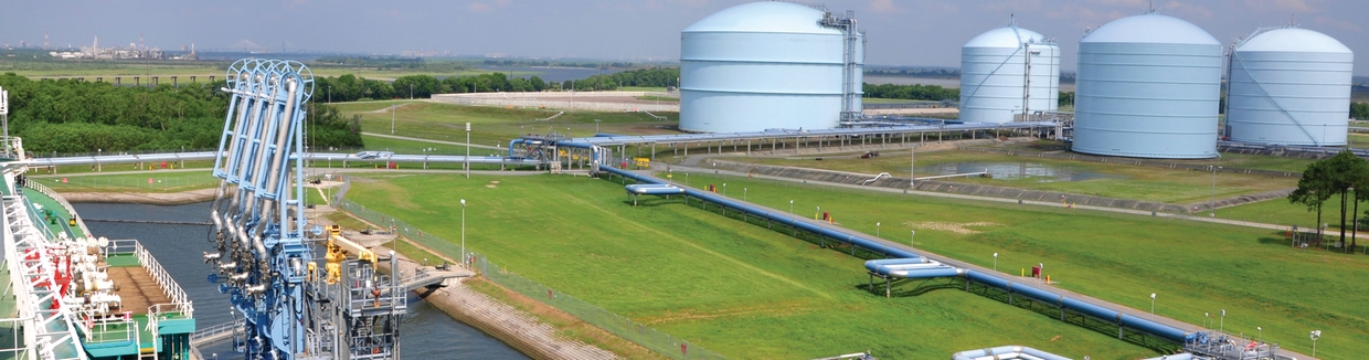 LNG ベースロード取引輸送施設