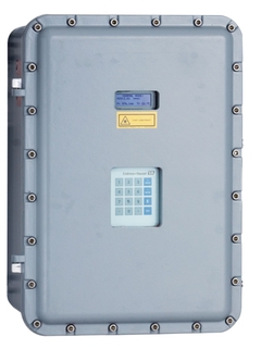 製品写真：SS2100I-1シングルボックスIECEx、ATEX Zone 1 TDLASガスアナライザ（正面右から撮影）