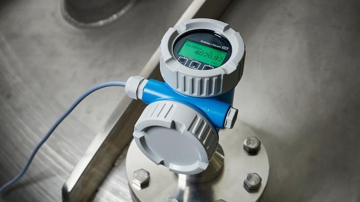 レーダーレベルセンサ Micropilot 80 GHz